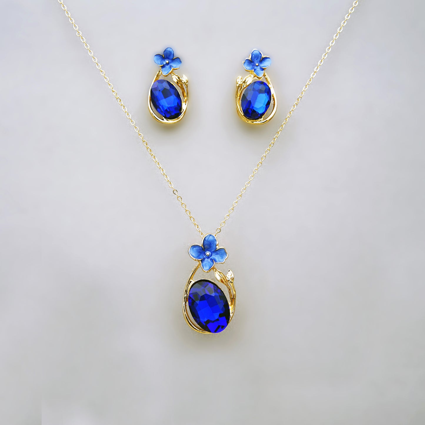 Blue Nova Pendant Set