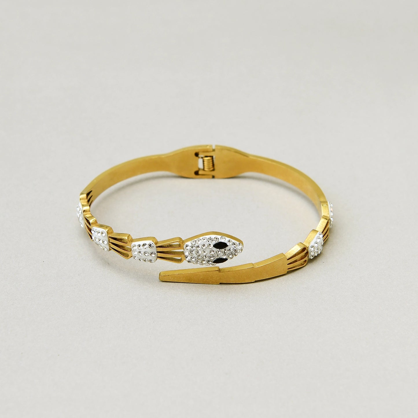 Adjustable Snake Gaze Bracelet